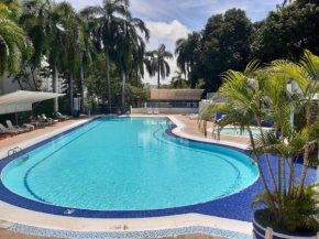 Condominio Girardot Resort Apartamento 6-402 Vista a las montañas y piscinas ,WI-FI, NETFLIX - RNT # 96655